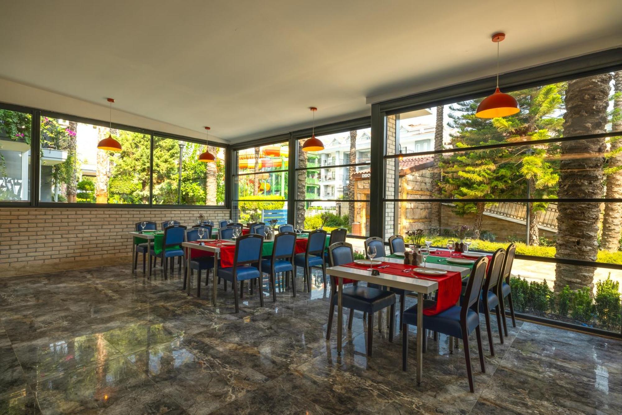 Crystal Aura Beach Resort & Spa Kemer Zewnętrze zdjęcie